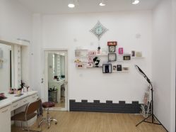 -马兰化妆工作室(建新路飞龙步行街店)