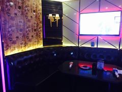 -麦度量贩式KTV(中联广场店)