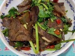 香菜牛肉-龙老五汤店(站前西路店)