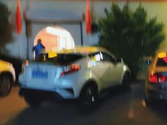 门面-洞庭洲·防空洞火锅·铜锅涮肉·烧烤(新百广场店)