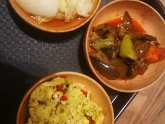 -一两饭川味素食餐厅