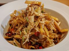 -蜗牛的家旅行主题云南菜餐厅.小酒馆(护国寺店)