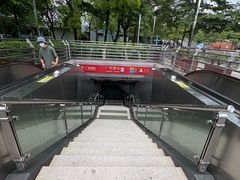 -公园前(地铁站)