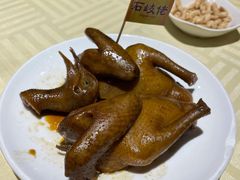 驰名石岐乳鸽-石岐佬中山菜馆(张溪店)