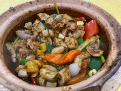 酱爆猪生肠-天宝食坊·啫啫煲大排档(西华路店)