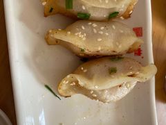 牛肉鍋貼-小姜锅贴(凤凰街店)