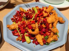 辣炒小酥肉-街角等你.大连海鲜烧烤.经典铁板海鲜串(西安路店)