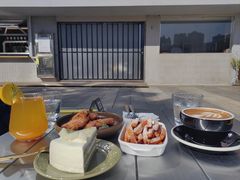 -三勾JJJ Burger&Coffee(梅溪湖店)