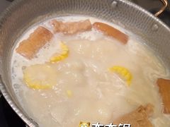 -捞王锅物料理(上海世茂广场店)