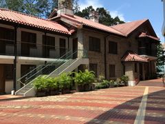 -香港大学