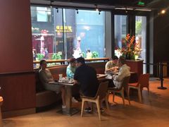 -The Habit Burger Grill 哈比特汉堡(复兴soho店)