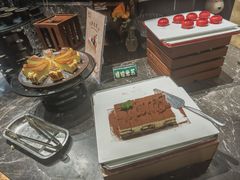 -金马门国际美食百汇(珞喻路店)