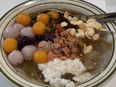 芋圆酒酿冰粉小风车-堂屋糖水店(愚园店)