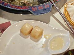 -何师傅美蛙鱼头(汉街店)