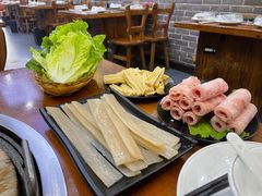 -曹丞相·地锅鸡·地锅鱼(武林店)