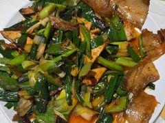 -华光驿站私房菜·黑金冠