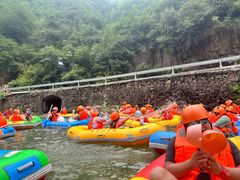 -安吉龙王山峡谷漂流