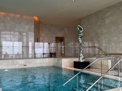 -成都华尔道夫酒店游泳池