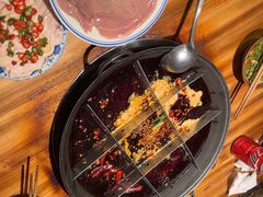 -周小明火锅(黑金冠社区店)