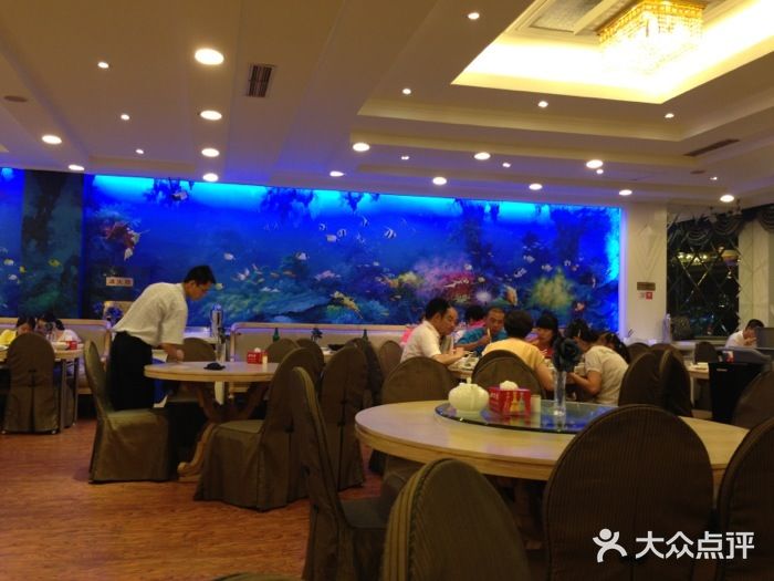 品海楼·大连海胆锅贴馆(东港店)大堂图片