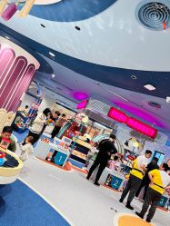 -奈尔宝家庭中心·亲子餐厅(北京东坝万达店)