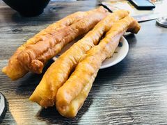 -车库美食餐厅