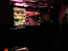 -TASTE ROOM Bar
