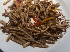 茶树菇爆猪颈肉-姜君·千岛湖鱼头馆(浦东大道店)
