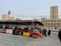 -乌恰市场(彩虹商场店)