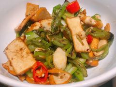辣椒炒豆干-铁公鸡·四川料理(天环广场店)