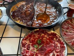-鹿鸣山草本茶香火锅(园西路店)