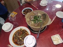 -冯烫烫跷脚牛肉·川菜小馆(武胜西街店)