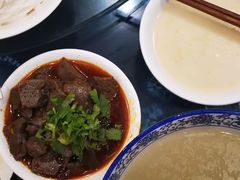 -桥香园云南过桥米线(金马碧鸡店)