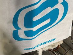 -SKECHERS 斯凯奇(上海国际时尚中心店)