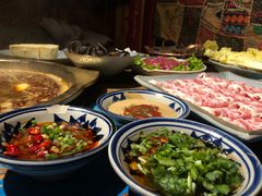 -房子红了鱼豆花重庆老火锅(广厦学院店)
