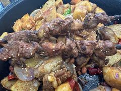 -老钟家烤羊排·敦伊阁清真餐厅胡羊焖饼