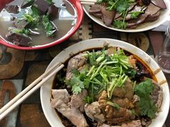 -春雨羊汤店(广开四马路总店)