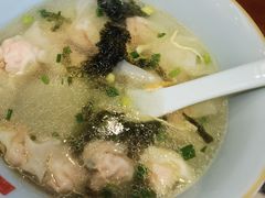 鲜肉小馄饨-小姜锅贴(凤凰街店)