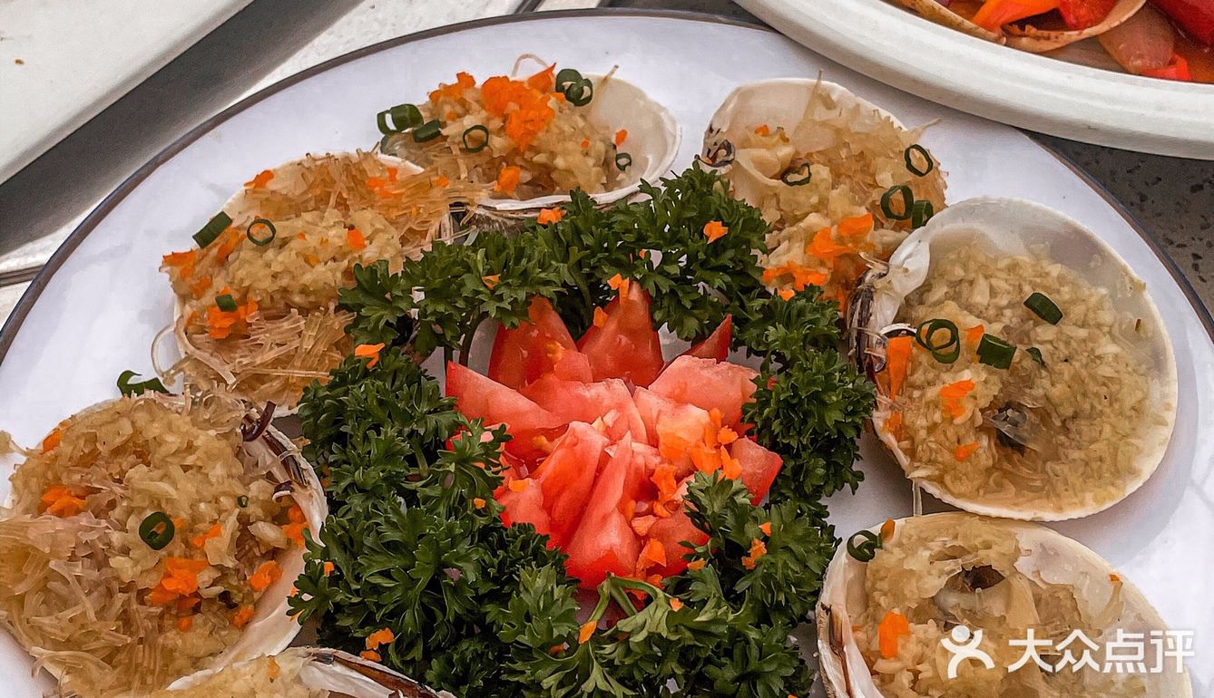 很多人都是慕名而来 主要是味道好吃到爆↓