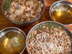 -正宗杨记普洱酸醋米线(总店)
