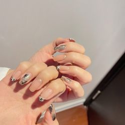 -HUII NAIL绘京美甲美睫会馆