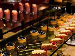 甜品台-大中华希尔顿酒店-念自助餐·嗨啤·小龙虾