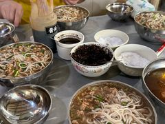 -正宗杨记普洱酸醋米线(总店)