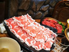 -吴氏老牌坊云南鱼豆花火锅店(通江街店)