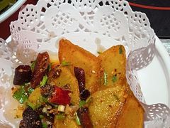 -何师傅美蛙鱼头(汉街店)