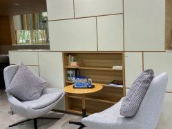 -CARR SALON