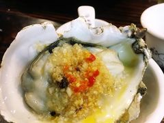 -蚝美人·生蚝海鲜烧烤(茶花园店)