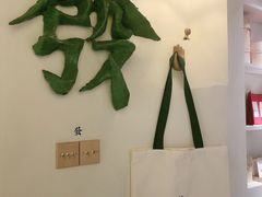 -LADY FAFA(巨鹿路陕西南路路口店)