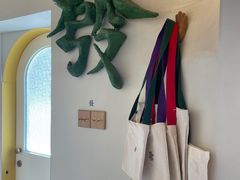 -LADY FAFA(巨鹿路陕西南路路口店)