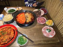 -袁山山重庆火锅(丈八北路店)